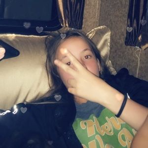 Meet your Posher, Bella